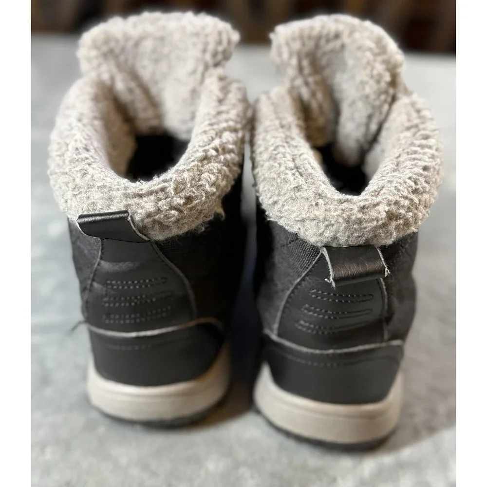 Tamarack Boots Womens Size 8 Black Faux Shearling Lined Winter Snow T-RF1867